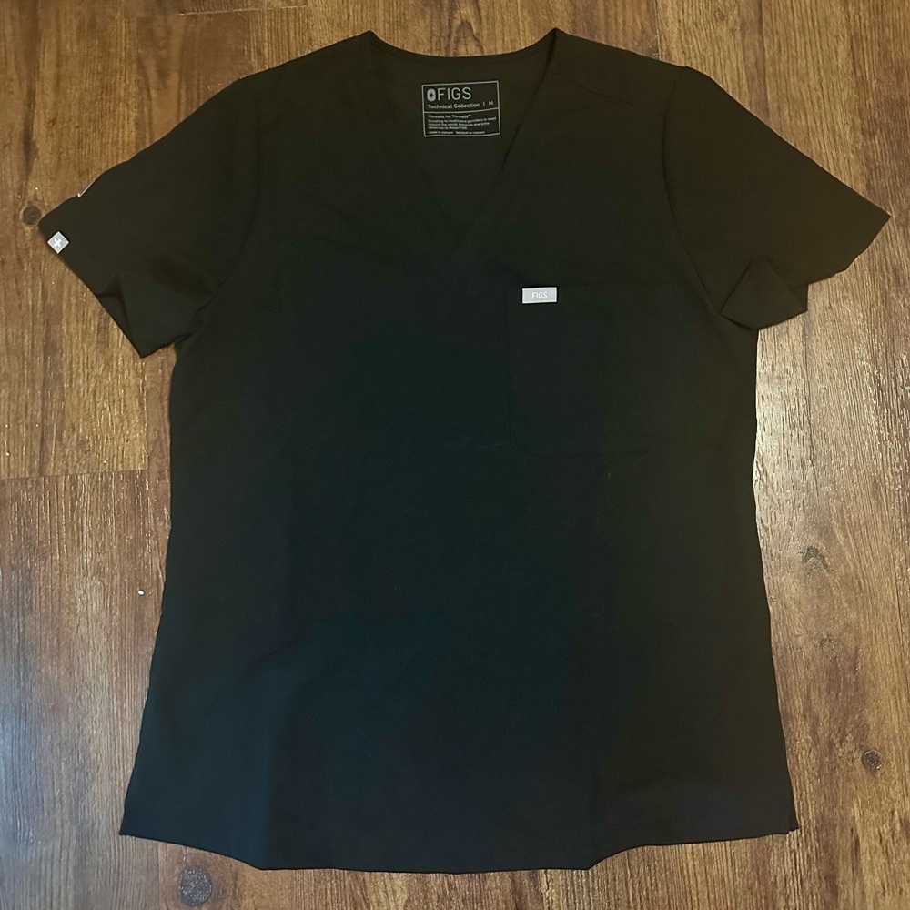 Figs Catarina scrub top